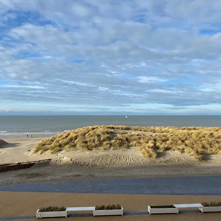 Seawind 503 With Frontal Sea View Apartment *