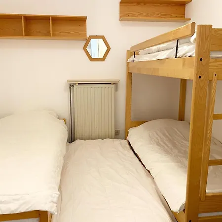 In By The Nieuwpoort