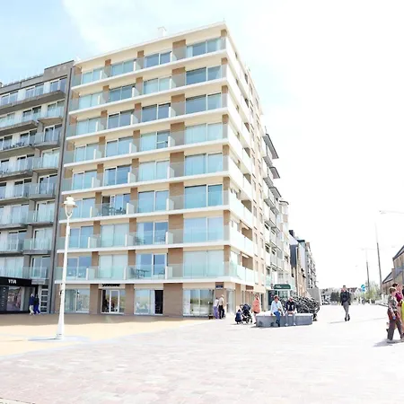 Apartman In By The *