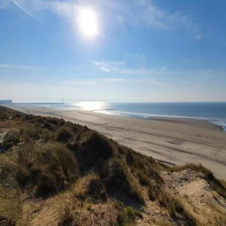 Apartman In By The *